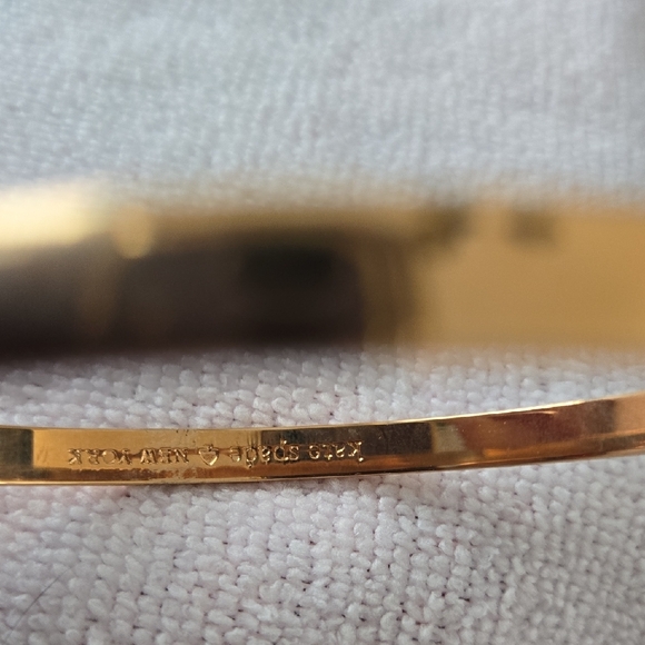 Kate Spade New York - “ Stop and Smell the Roses”  Gold-Toned Bangle Bracelet - Picture 4 of 6
